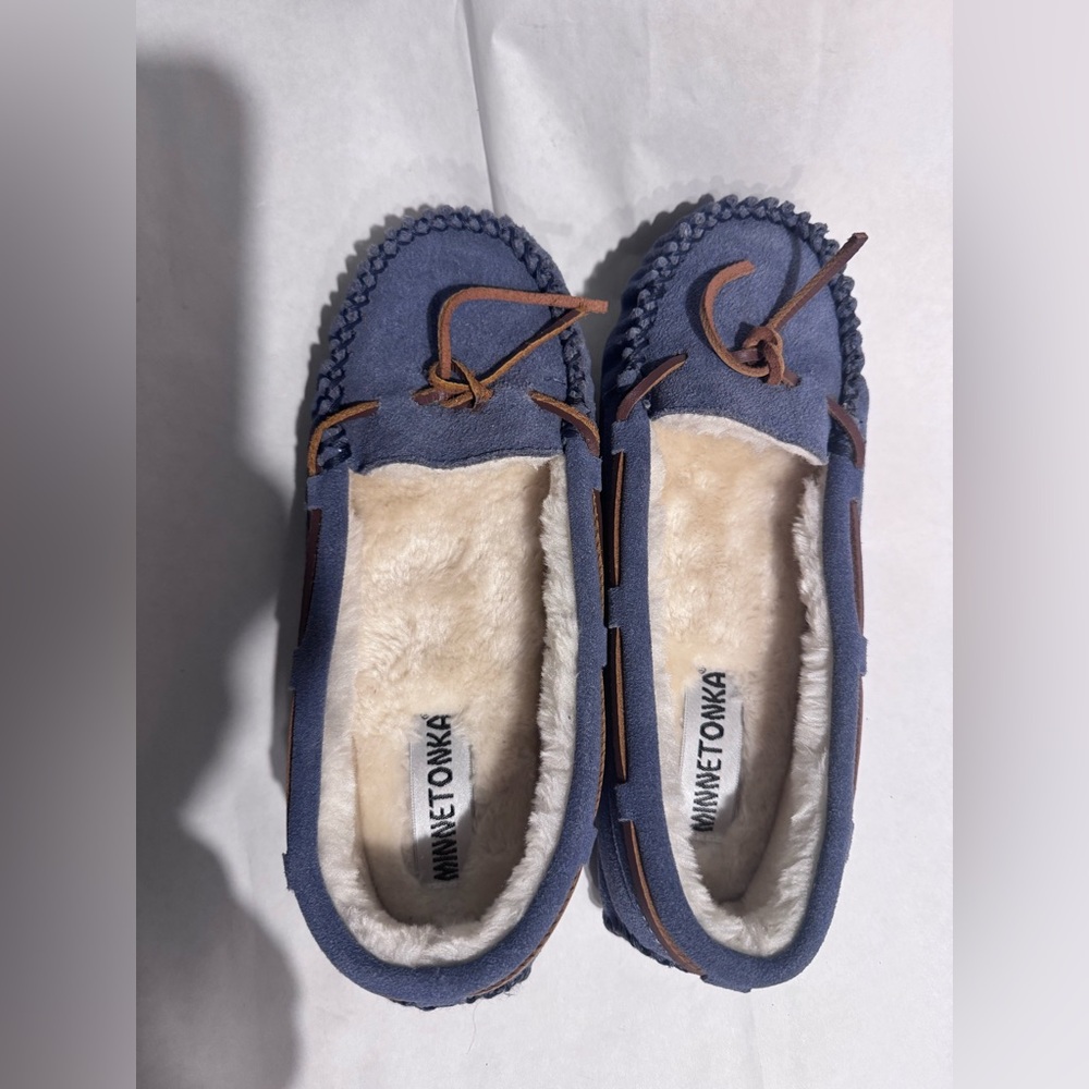 Minnetonka Blue Moccasins with Cream Lining